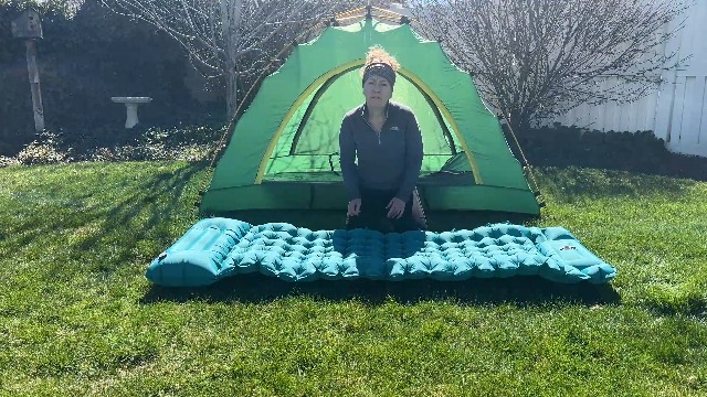 未使用 コールマン SELF INFLATABLE MATTRESS FULL Coleman Self-Inflating Camp Pad with Attached Pillow