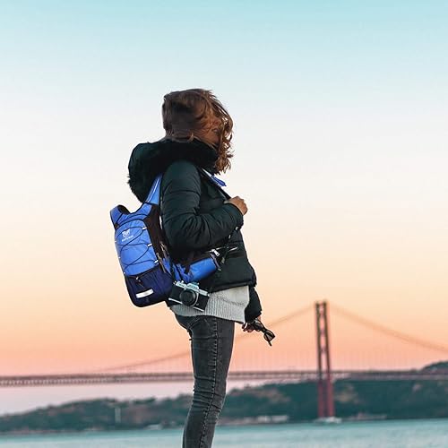 Miniatura 7 de Paquete de hidratación, mochila de hidratación aislada con bolsa de agua sin BPA de 2 litros y almacenamiento, mochila de senderismo para hombres,