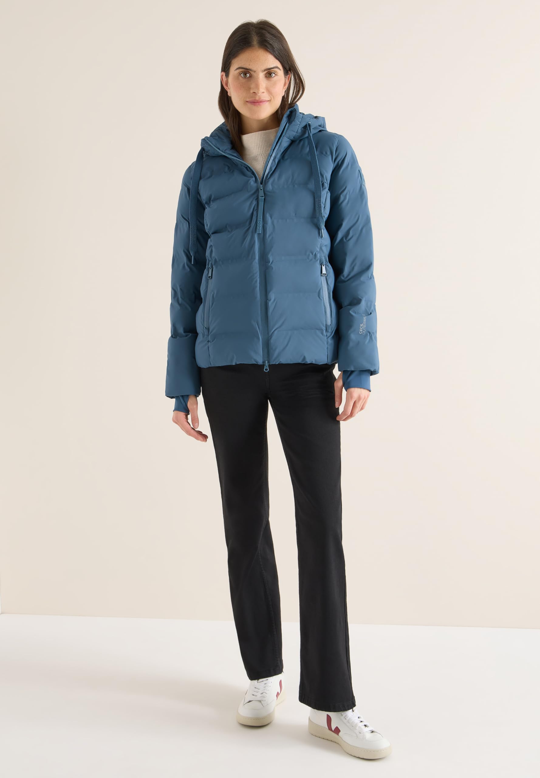 Cecil Jacke mit moderner Steppung