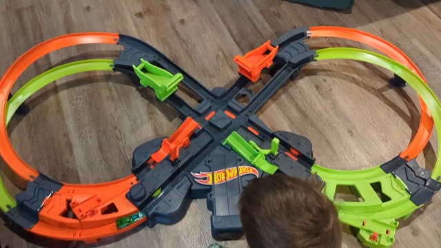 Watch My Review of the Hot Wheels Figure 8 Track on Amazon Live