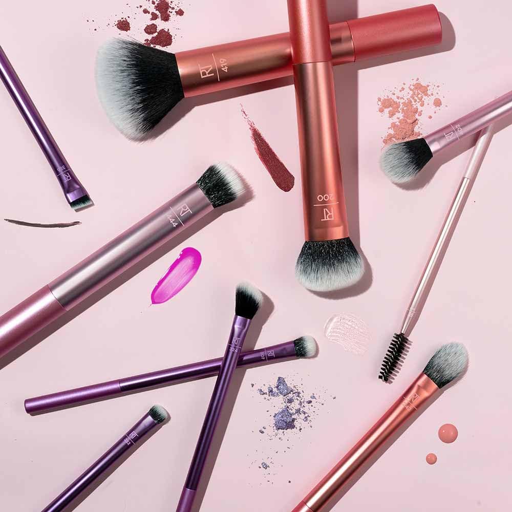 Real Techniques Blends Set 10-Piece Makeup Brush Collection with Beauty Bag for Face and Eye, Vegan, Cruelty-Free
