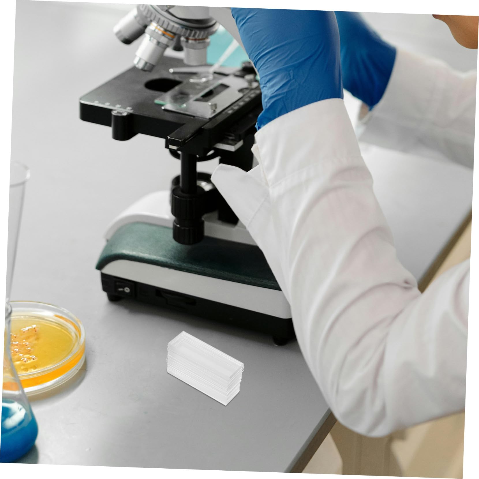 ERINGOGO 200 Stück Mikroskop-objektträger Vorreingereinigt Transparente Glasplatten mit Stabilen Chemischen Eigenschaften für Labor Biologieunterricht und Wissenschaftliche Untersuchungen