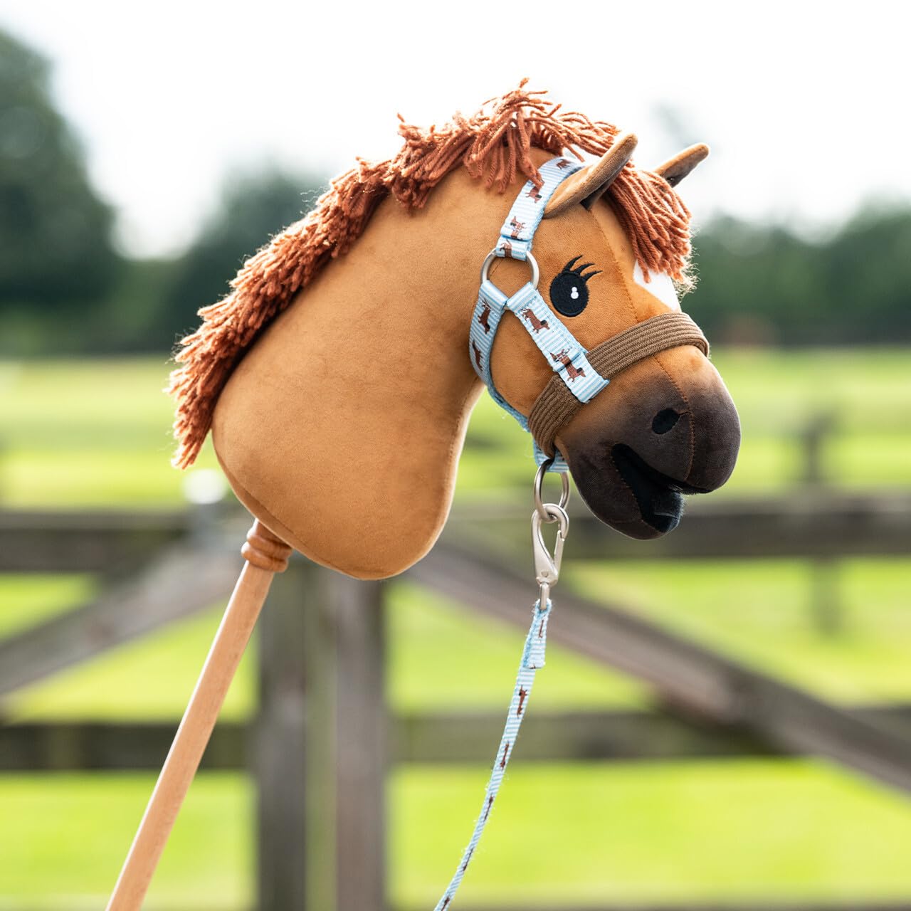 QHP Steckenpferd Hobby Horse (Chestnut)