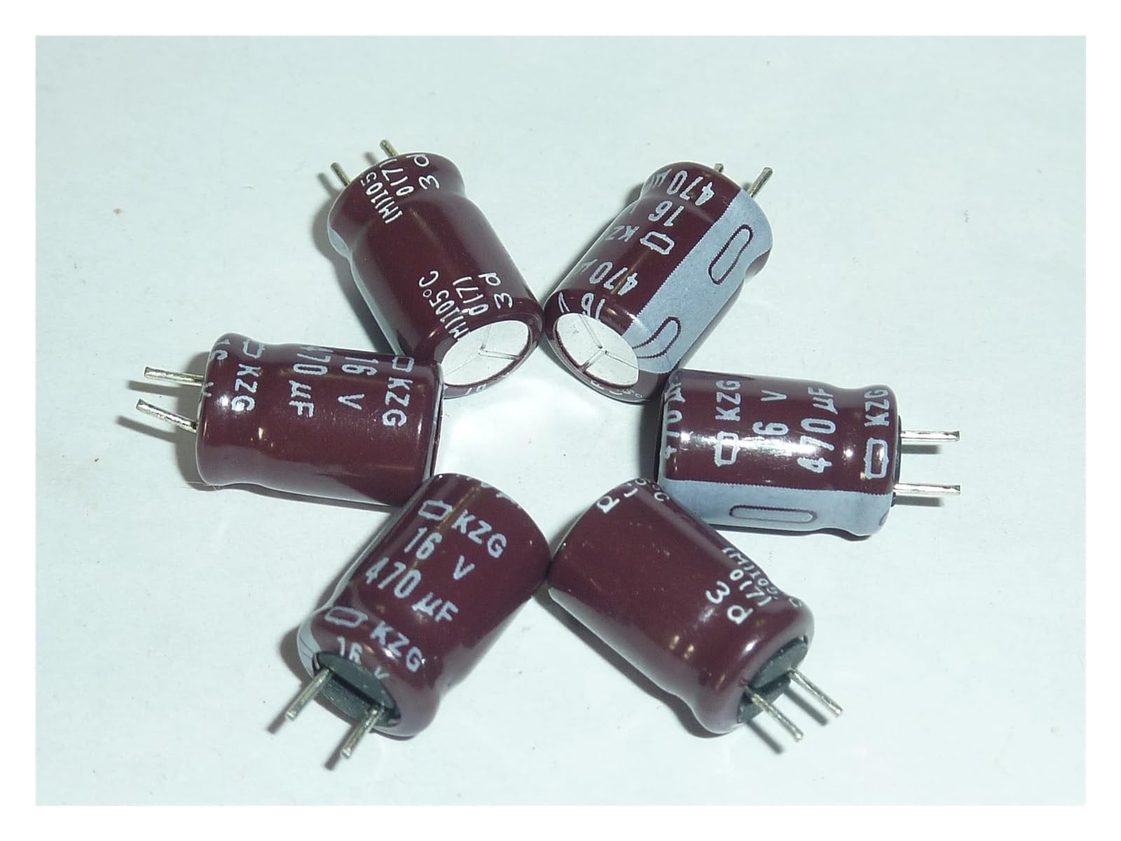 ICXLPMC 200pcs 470uF 16V 8x12mm Ultra Low 16V470uF Motherboard Capacitor