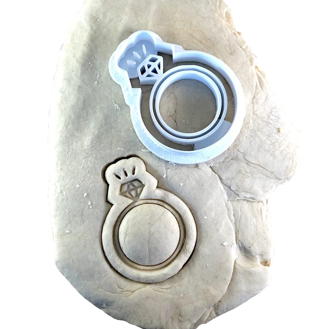 Engagement ring - Cookie Cutter - Cute Cutter - Biscuit - Fondant - Clay cutter - Dough - One of a kind