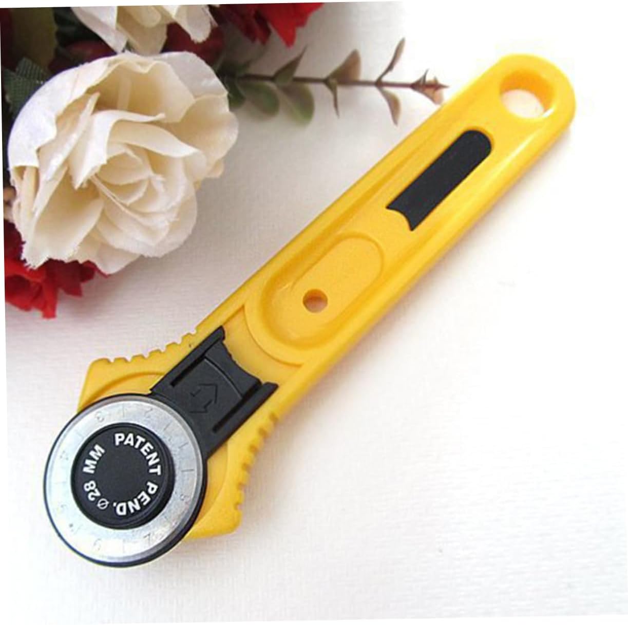 2pcs Manual Wheel Cutter Rotary Wheel Cutters for Quilting Sewing Industrial Use - Lock
