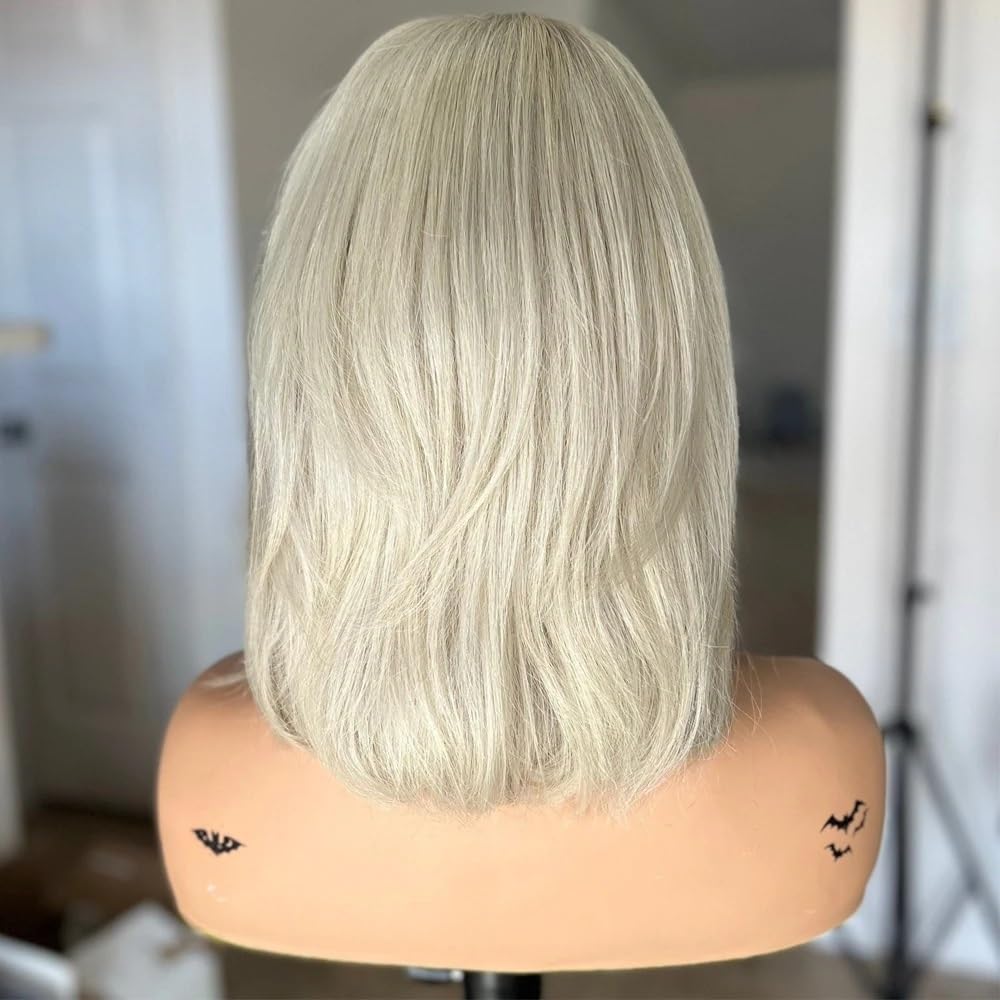 Parrucche Bob Biondo Platino Con Frangetta, Lunghezza Alle Spalle Lisci Parrucca Sintetica For Capelli Medi Dall'aspetto Naturale，Densità 180 Soffice e Naturale(14 inch)