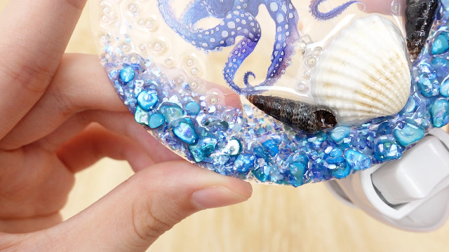 Image of Hortsun Plug in Seashell Night Light Ocean Sea Animal Decorative Night Light Plug in Beach Lamps Vintage Ocean Lamps for Adult for Home Bedroom Living Room Bathroom Wall(Octopus)