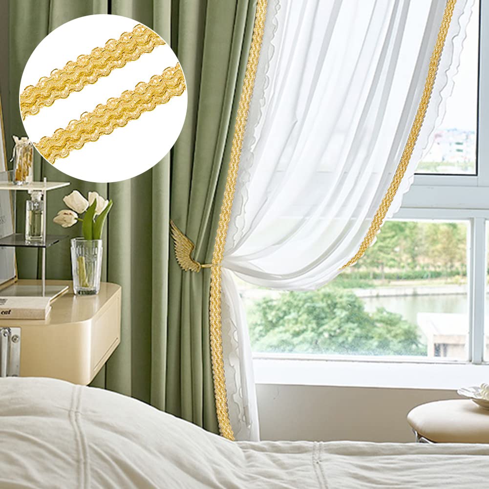 À Vannes, Rideaux, Vêtements, Sacs Et Chaussures Se Sont Envolés à La