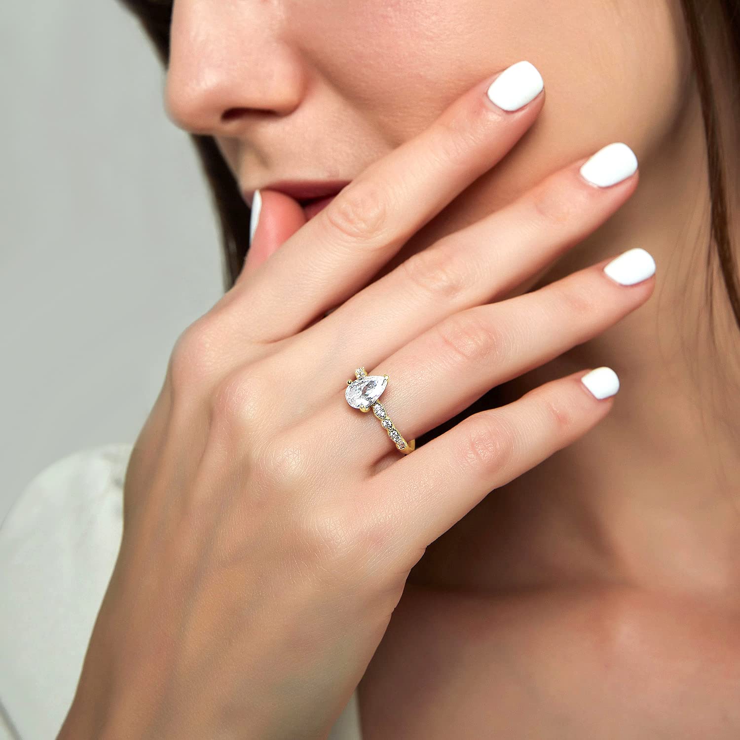 Mameloly 1.5CT Teardrop Engagement Rings for Women Marquise Pear Shaped Cubic Zirconia Promise Rings for Her Size 4-12