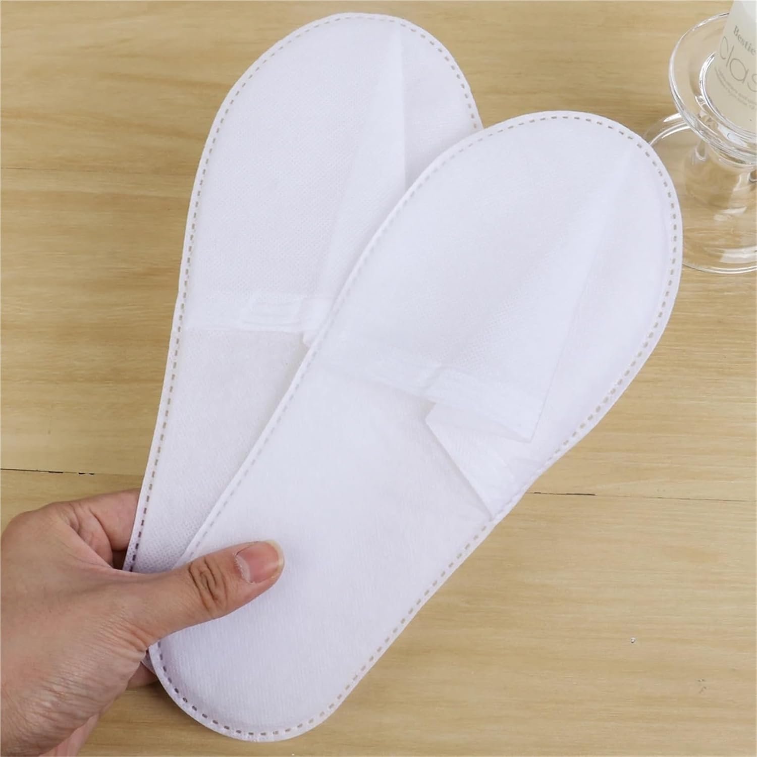 Disposable Slippers for Guests 50 pairs of White Non Woven Disposable Slippers Travel FOR Home Hotel