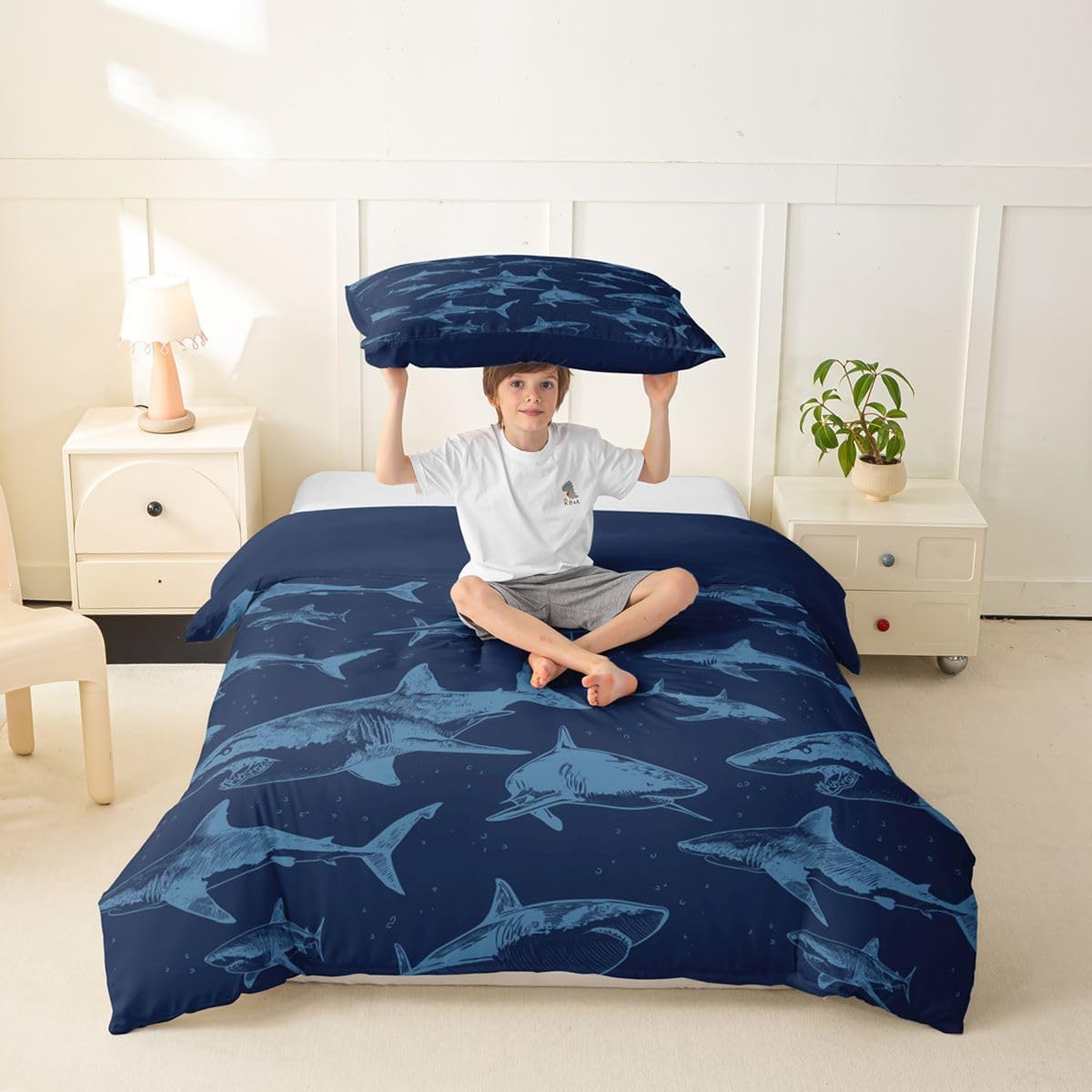 Erosebridal Shark Comforter Cover Toddler Size Shark Fish Duvet Cover for Kids Teens Adult Bedroom Decor Sea Animal Navy Blue Bedding Set Coastal Ocean Life Bed Set