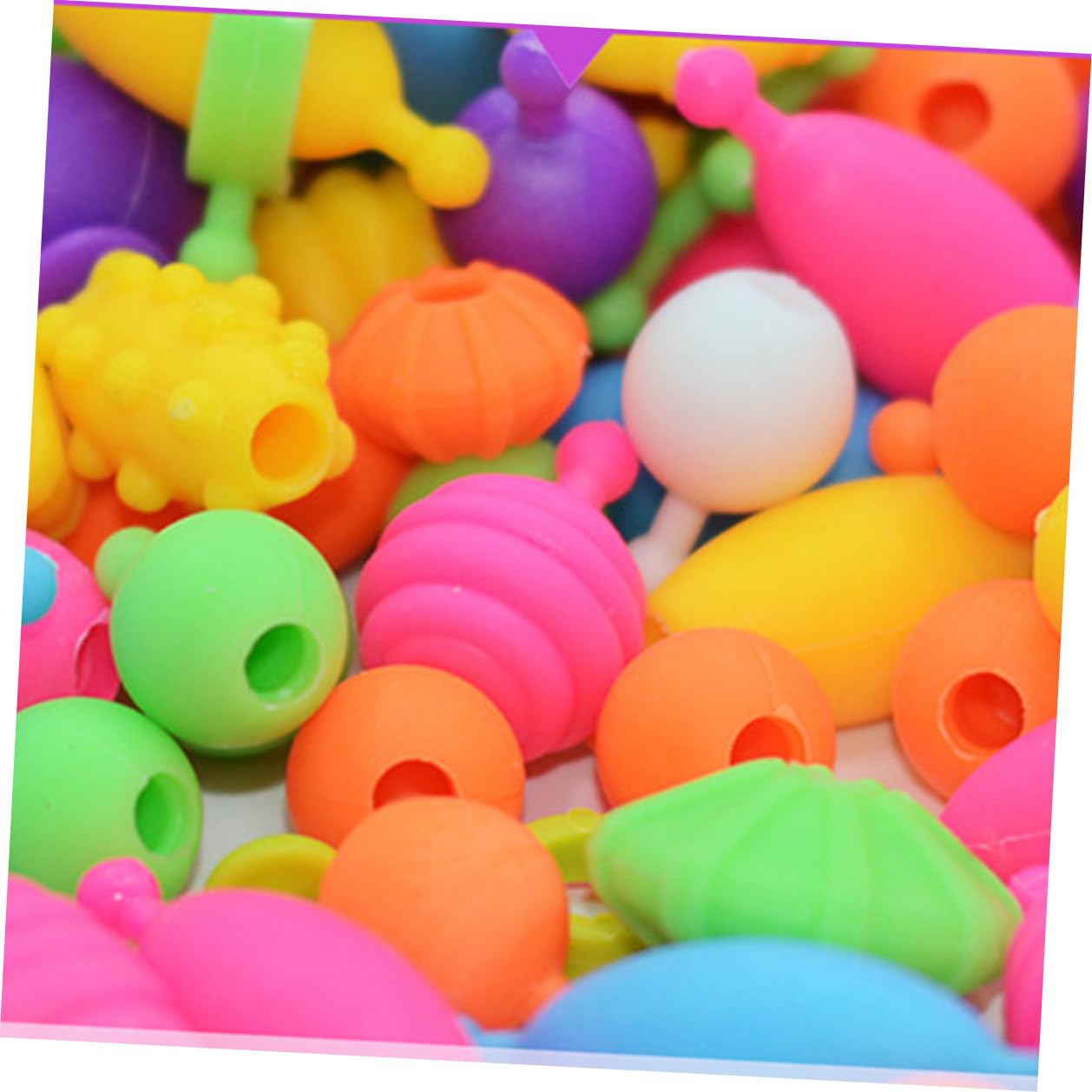 Beaupretty Kit de Pulseras para Niñas Cuentas de Plástico, Caja Portátil y Materiales para Manualidades Creativas y Decoración Infantil
