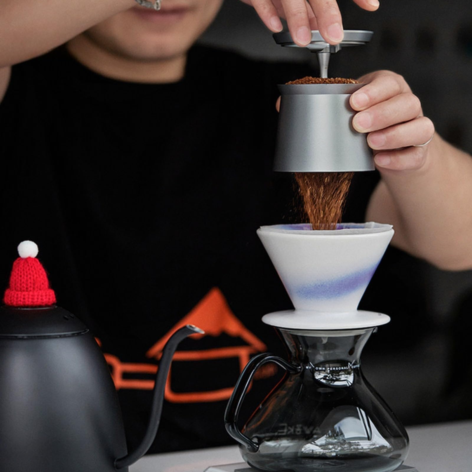 Dosificador manual de café para máquina de café espresso 58Mm Aleación de aluminio Receptor de polvo Herramienta de dispensación de taza para el hogar Para BARISTA Contenedor compacto de tierra de