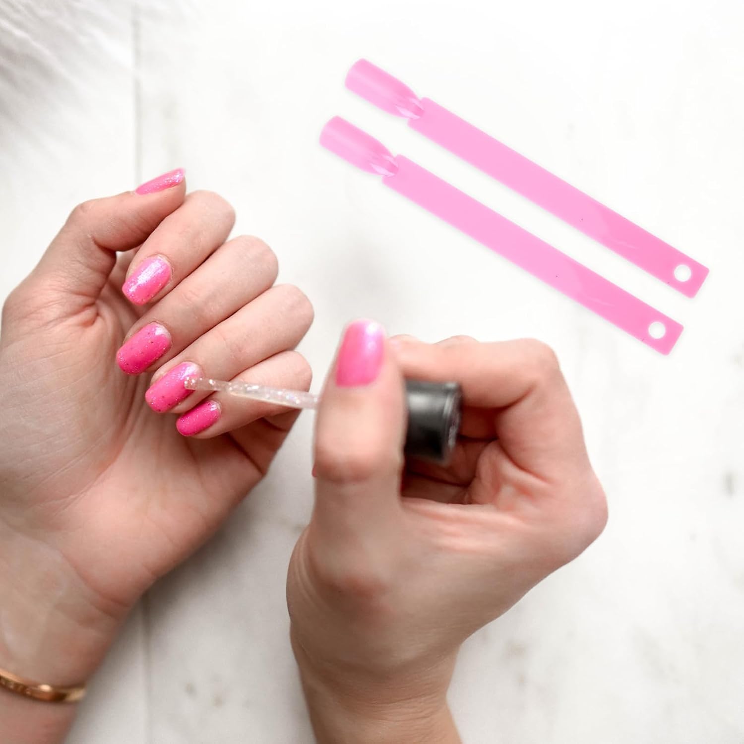 BESTYASH 150Pcs Fan-Shaped Nail Sample Sticks with Ring Nail Art Practice Tips for Salon Use Color Display and Practice Boards