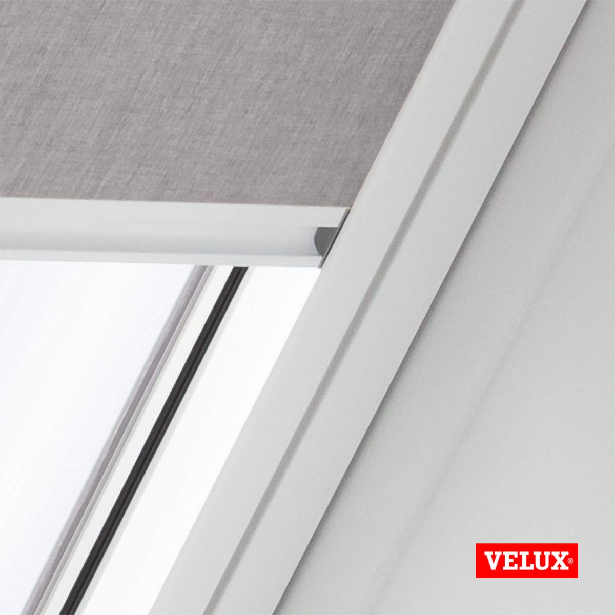 VELUX Dachfenster Sichtschutz-Rollo, weiße Schienen, S08, Weiß | Lichtanpassung, diffuses Sonnenlicht, schmale Schienen