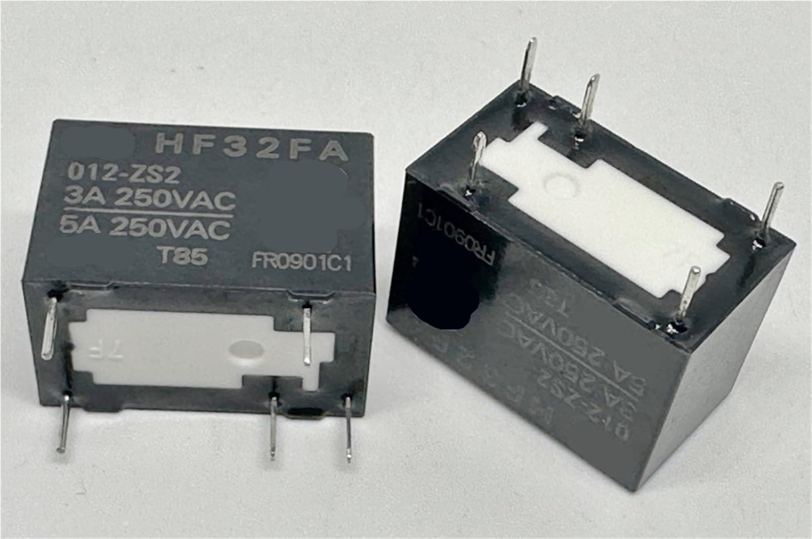 Relais 5 broches HF32FA 024-ZS2 à commutation inverseur stable - 3
