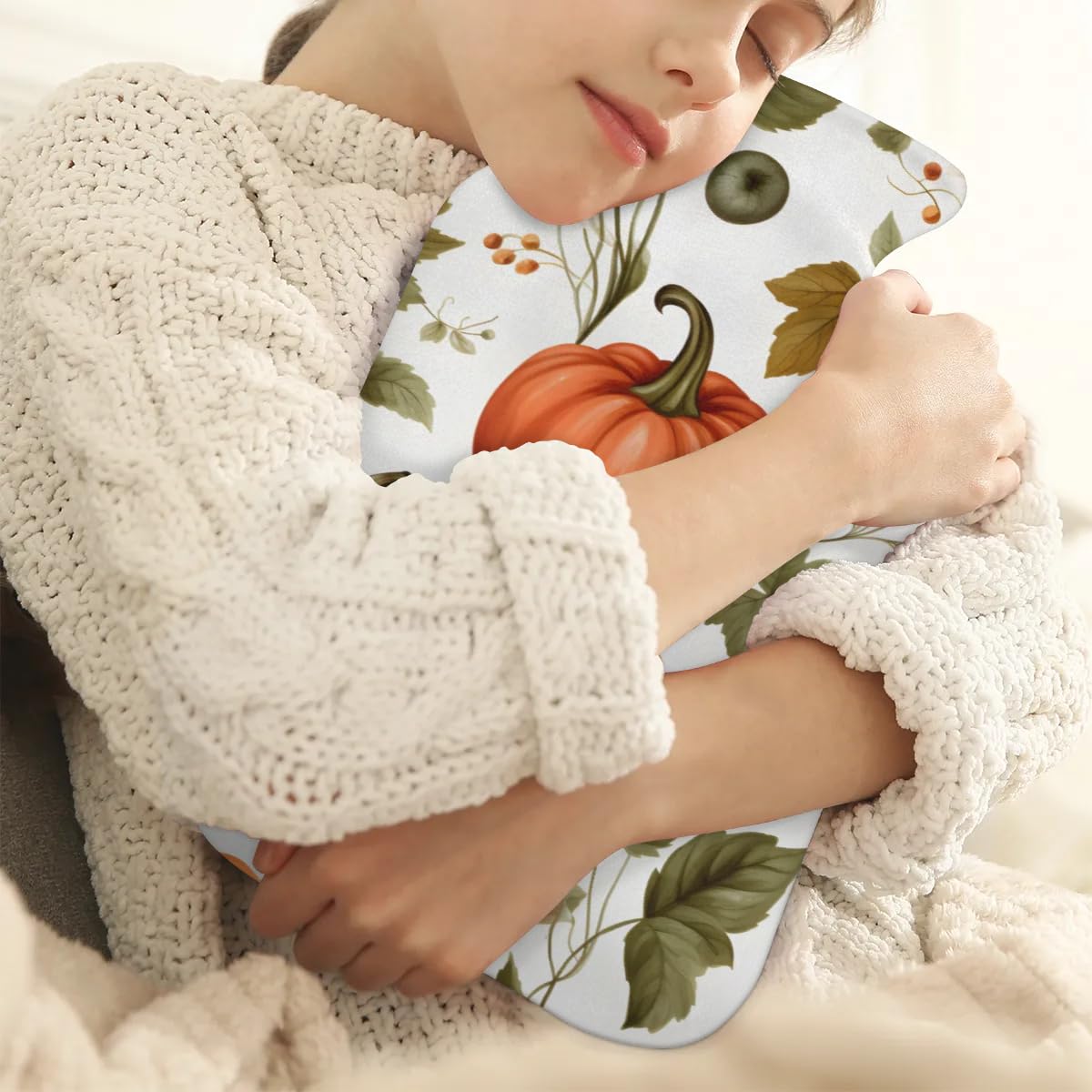 Hot Water Bottle with Soft Cover,2L Graffiti Pumpkin Hot Water Bag for Hot and Cold Compress, Hand Feet Warmer, Glitter Pumpkin Rubber Hot or Cold Water Bottle Halloween Christmas Decorations