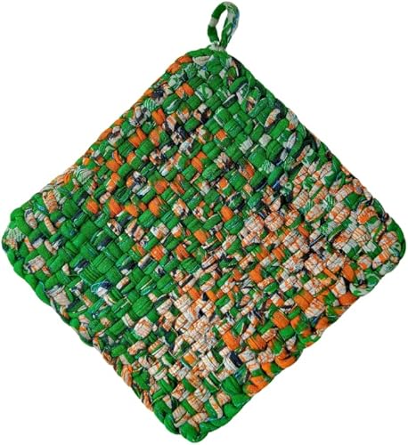 Miniatura 4 de Quilted Cotton Potholders – Reversible - Heat Resistant - Hot Pads – patchwork kitchen décor - Set of 2