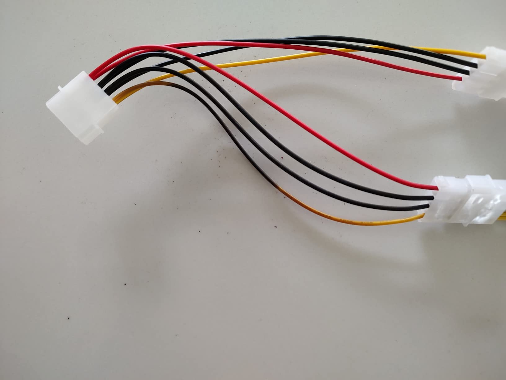 Beware: molex wire melted and destroyed $450 graphics card