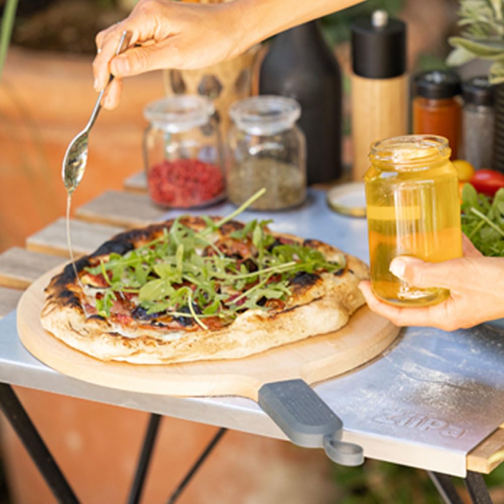 ZiiPa • Pizzabrett aus Buche • Sora • Servier- und Schneidezubehör • Farbiger Griff • Durchmesser von 31 cm (Schiefer)