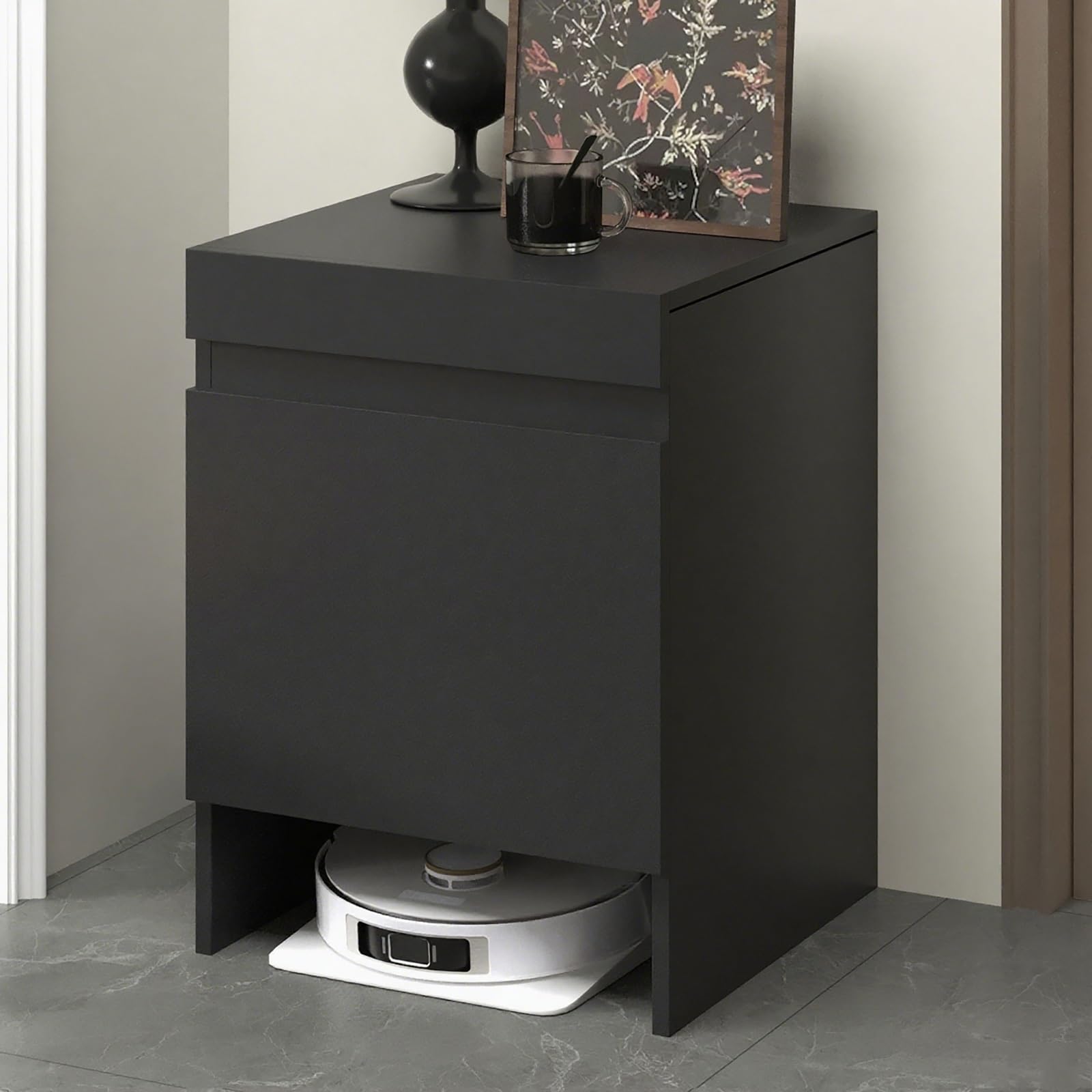 Table de chevet pour robot aspirateur et meuble de rangement discret pour le salon moderne