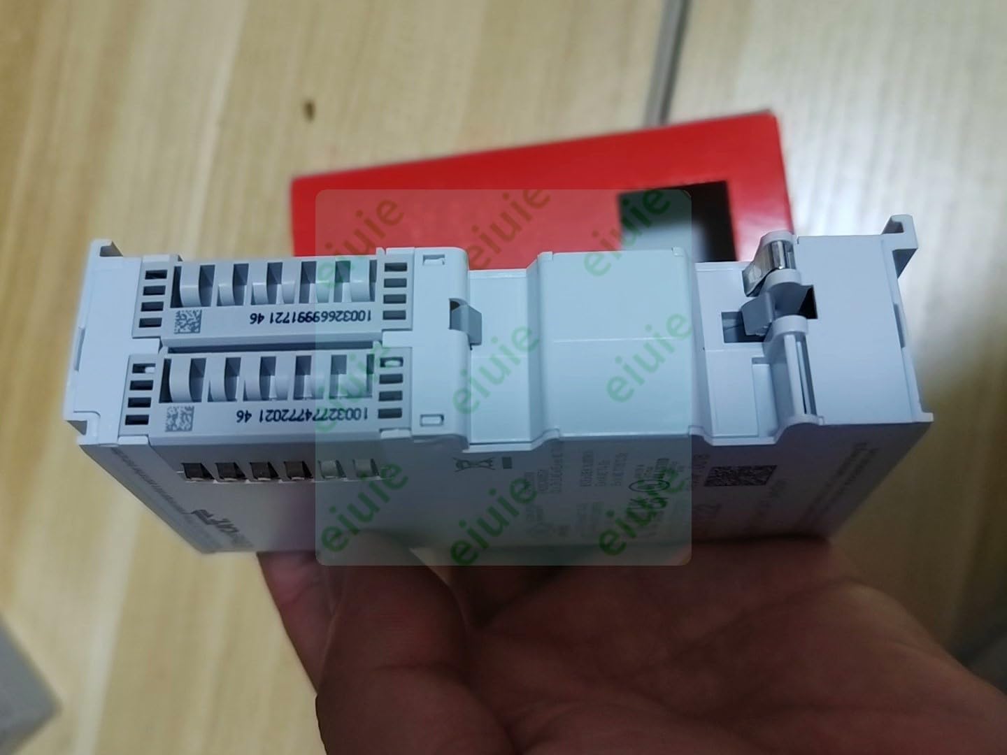 EK1122(Refurbish) Good Value for Money (Almost New in Functional Appearance)