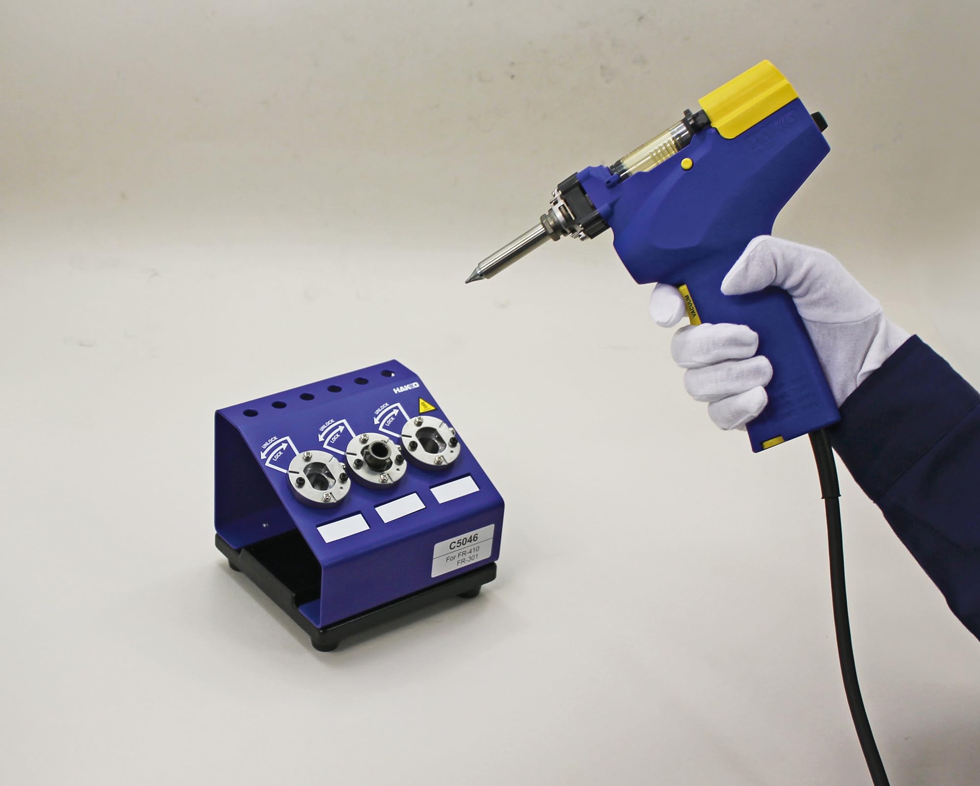 HAKKO FR-301 Profi Entlötpistole – Tragbares Entlötwerkzeug 110W, 350-500°C – Inkl. Koffer & N61-08 Düse – Hohe Saugkraft & Anti-Verstopfungs-System – ESD-sicher