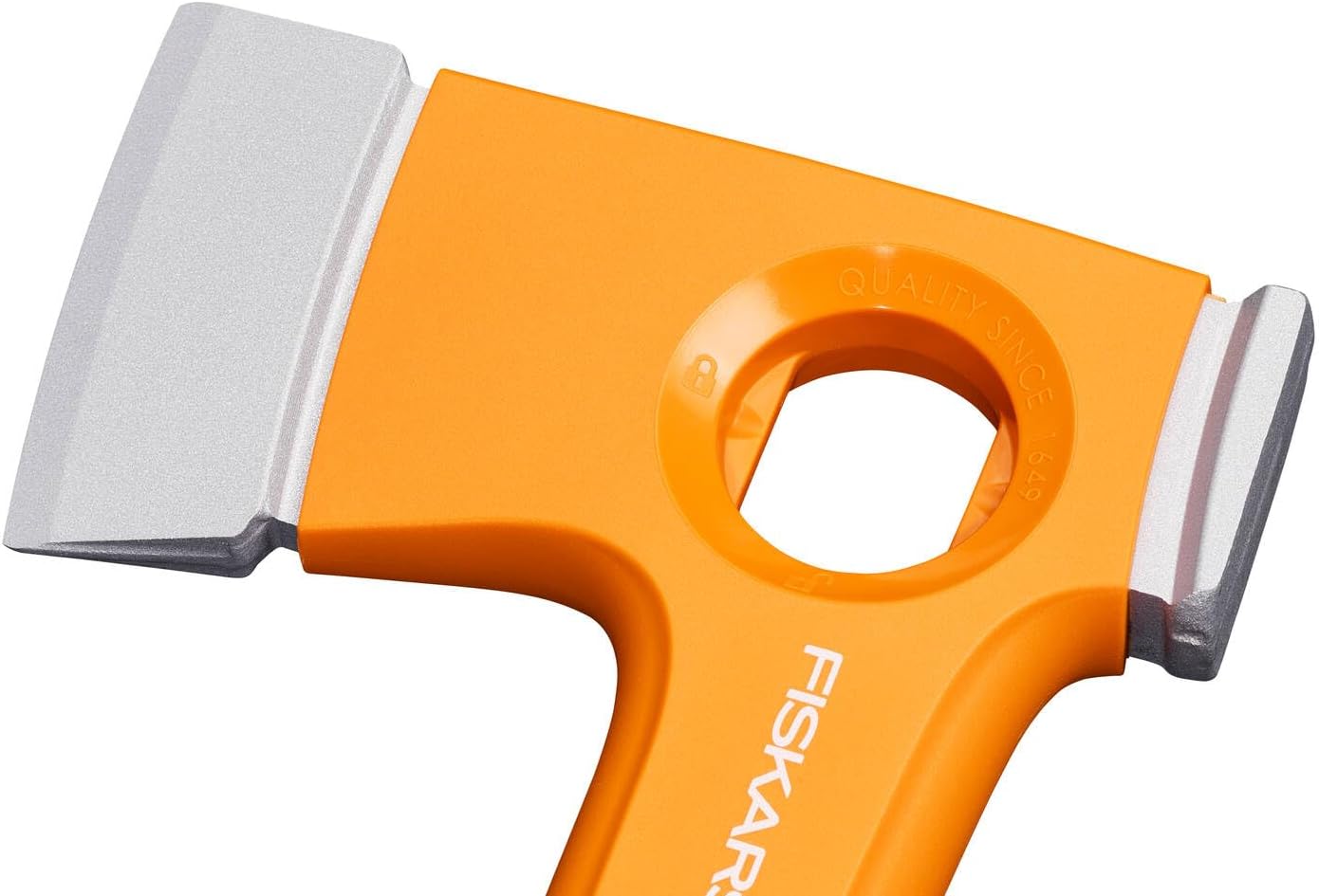 Fiskars X-Series X13 Camping Axe, Ultralight (480 g), Head Weight 325 g, Length 33.2 cm, Ideal for Shredding Wood for Camping and Hiking, Double Hardened Steel/FiberComp, Orange, 1069101