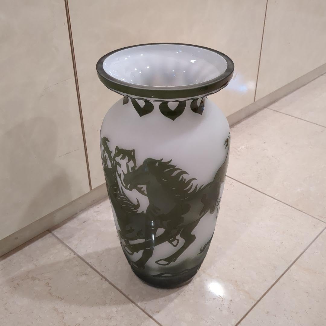 Amazon.co.jp: 花瓶 ツボ ガラス カメオ彫り 大型 : ホーム