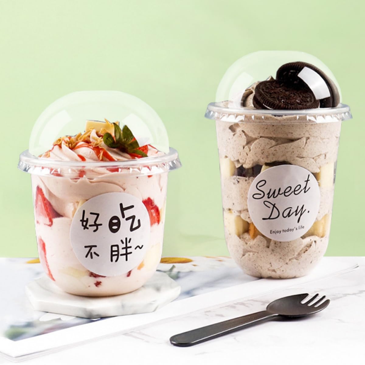 Amazon | デザートカップ、ドーム蓋付き20/50/100パックプラスチック