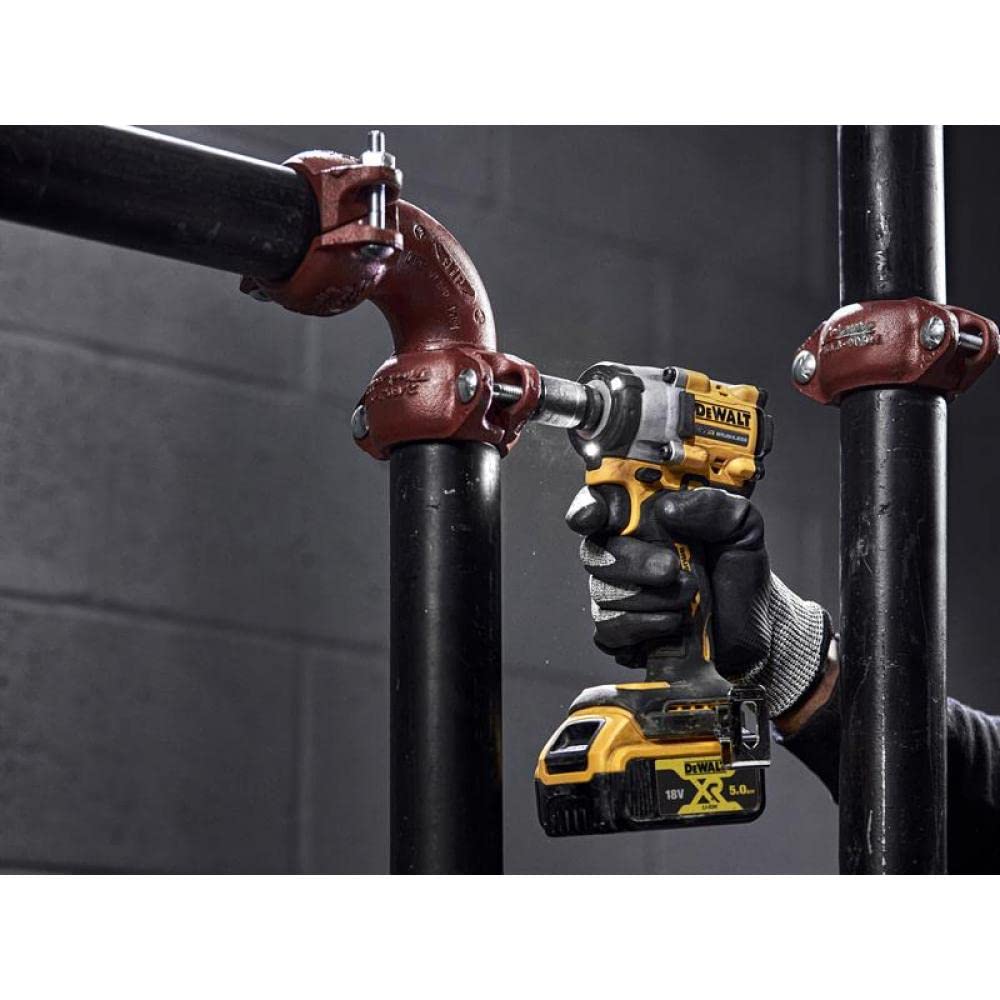 DeWalt DCF921P2T XR BL Avvitatore a impulsi 1/2" 18V 2 x 5.0Ah Li-ion, giallo