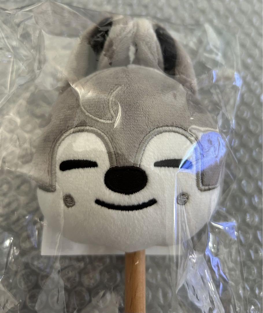 Amazon.co.jp: バンチャン 肩たたき棒 WolfChan Straykids