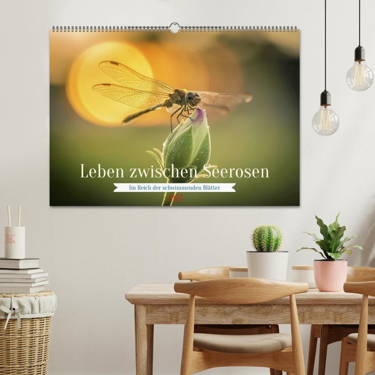 Leben zwischen Seerosen (Wandkalender 2027 DIN A2 quer), CALVENDO Monatskalender: Im Reich der schwimmenden Blätter.