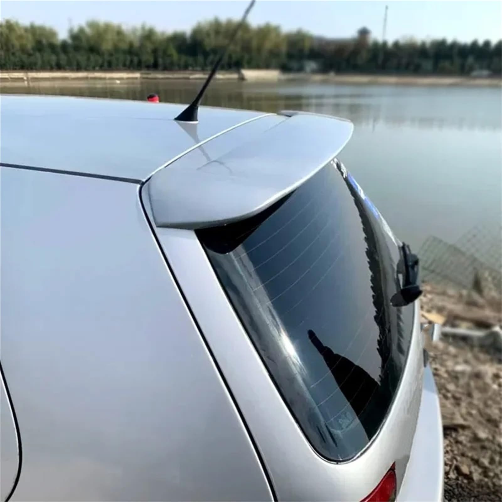 Spoiler kompatybilny z Volkswage Golf MK4 ogon Fin 1998 do 2004 wersja ogólna farba węglowa akcesoria tylne skrzydło samochodu(Carbon Paint)