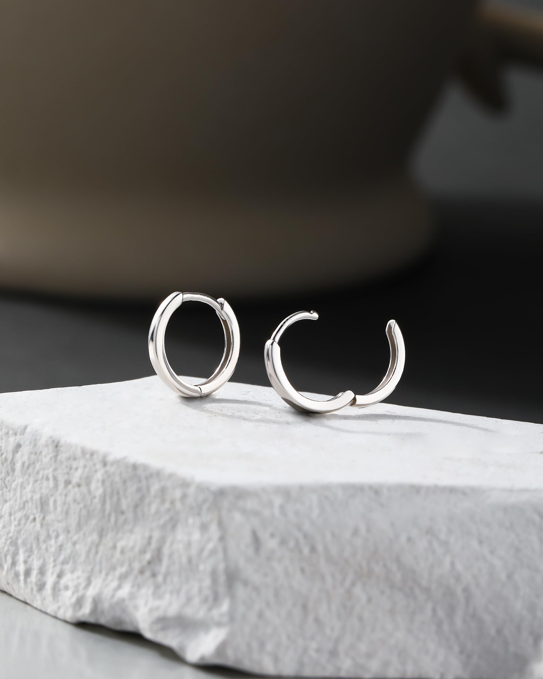 Jewseen Helix-Ohrring, 20 g, Septum-Clicker, 2 Stück, Scharnier-Segmentringe, 925er-Sterlingsilber, Knorpel-Creolen, Huggie-Creolen