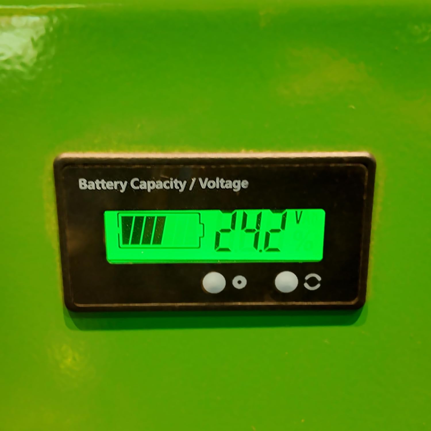 Digital display showing battery capacity and voltage (24.2 V)