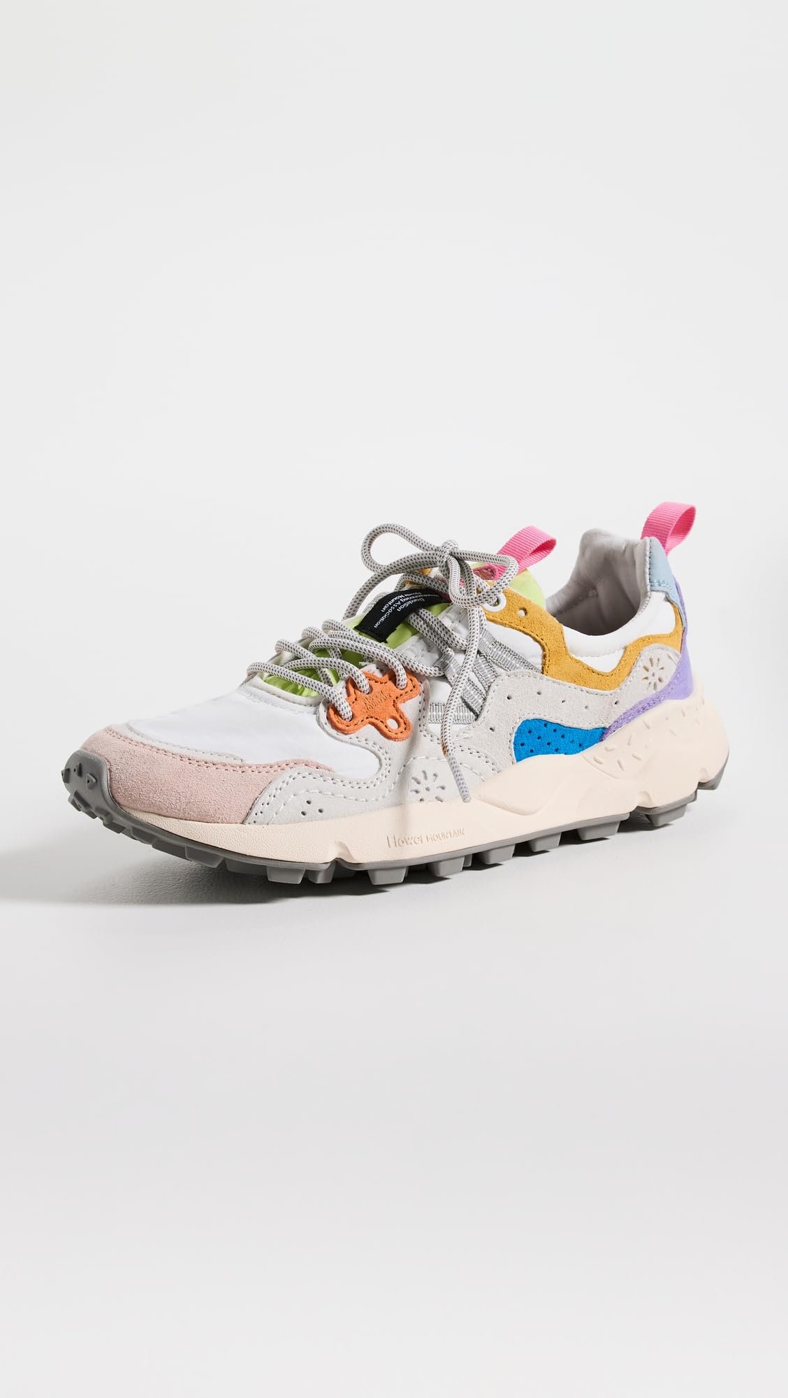 FLOWER MOUNTAIN YAMANO 3 Woman White-Pink