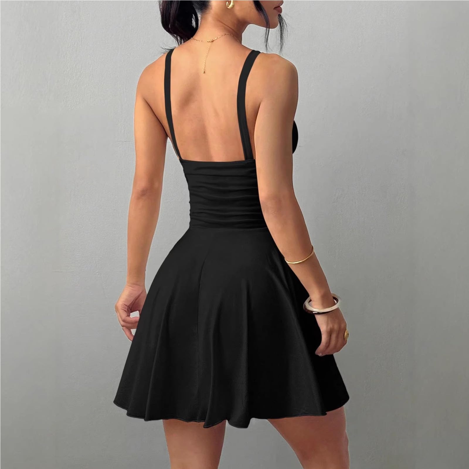 Damen Tenniskleid Ärmellos U-Ausschnitt Sport Kleid Set Sommer Minikleid mit Integrierten BH und Shorts A-Linie Golf Kleider Racerback Tennis Outfit Sportkleider