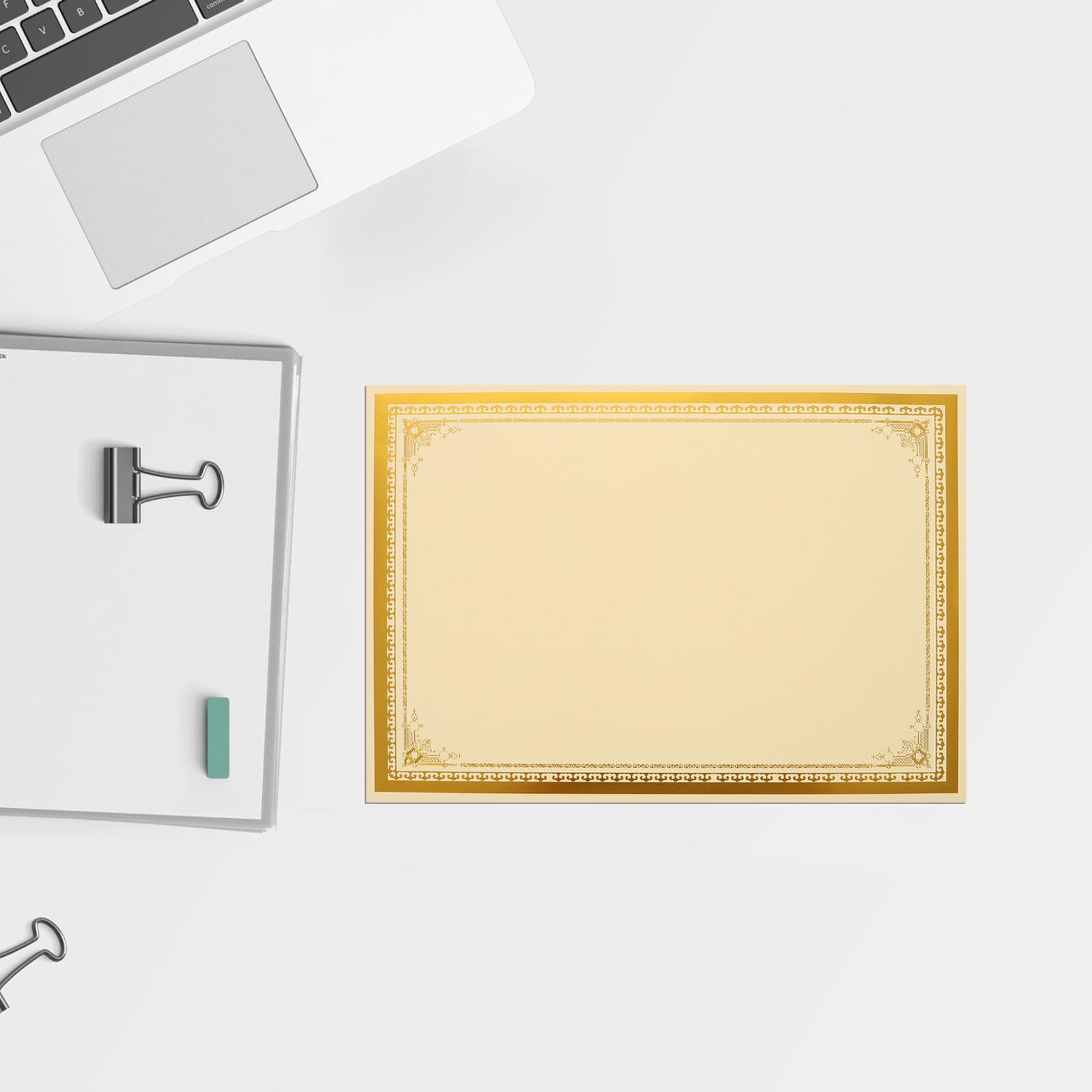 Carta Pergamena per Diplomi e Certificati 30 Fogli Bianco A4 250 Foglia Oro Compatibile Stampanti a Getto d'Inchiostro per Cerimonie e Scolastico