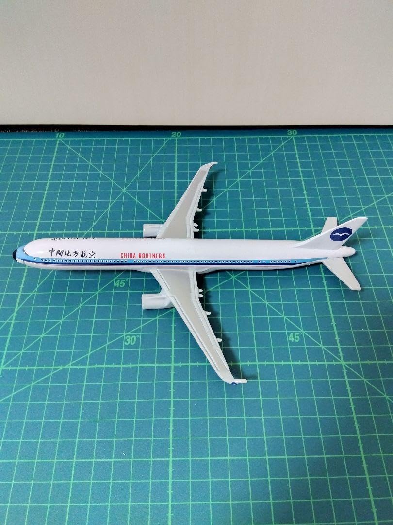 レア廃盤　中国北方航空China Northern Airlines　エアバス Amazon.co.jp: レア 中国北方航空China Northern Airlines エアバス