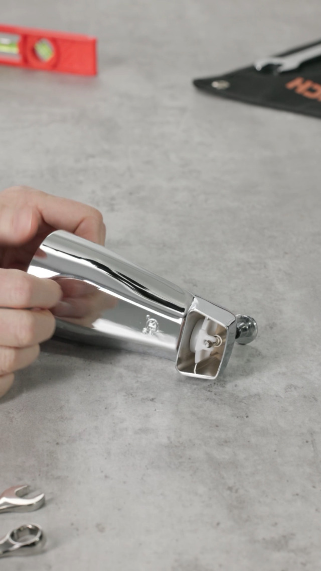 Bec De Baignoire Avec Déviateur CraftX Noir Mat 6 6/16 Po CXVOSPT-BK | RONA