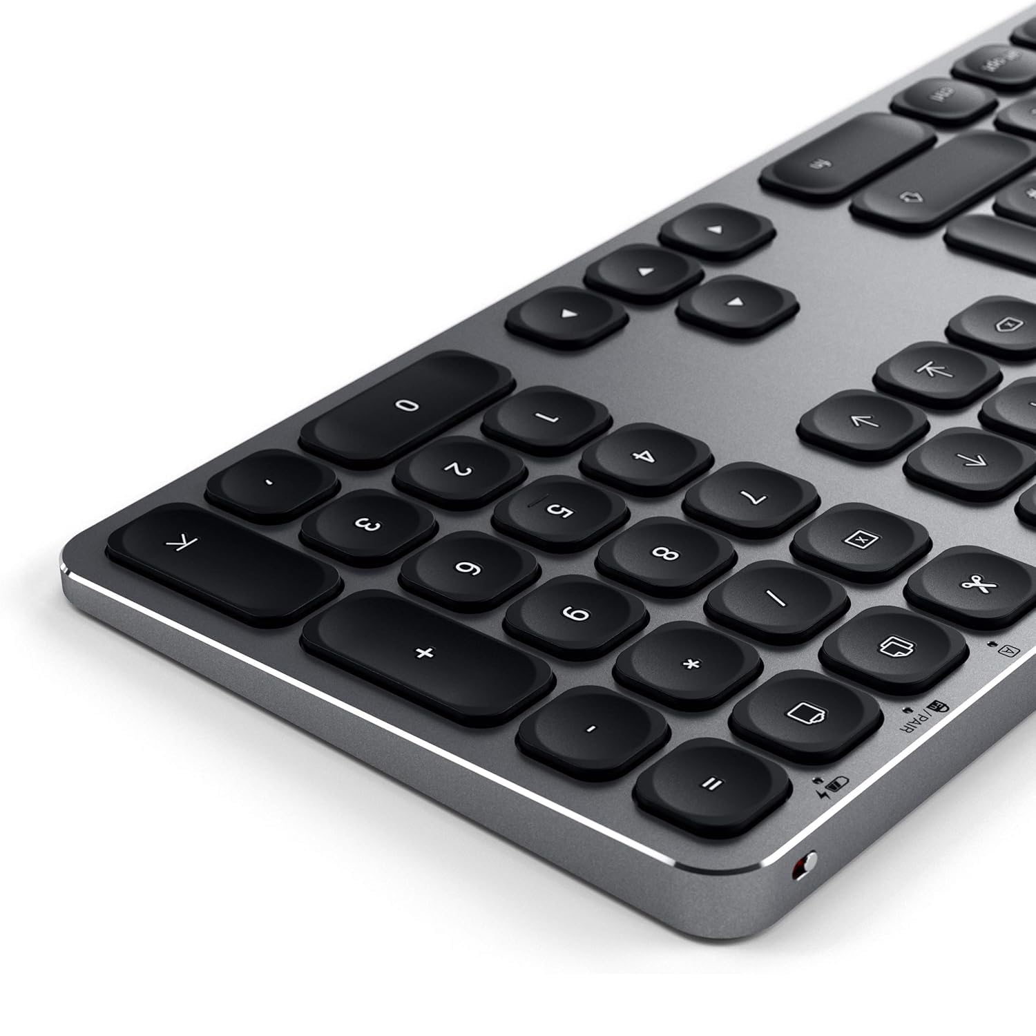 Satechi Tastiera Wireless con Tastierino Numerico, 𝗤𝗪𝗘𝗥𝗧𝗭 𝗗𝗘, Tastiera Bluetooth in Alluminio, Multi Dispositivo, Ricaricabile USB-C per Mac, Windows e Android (Layout Tedesco)