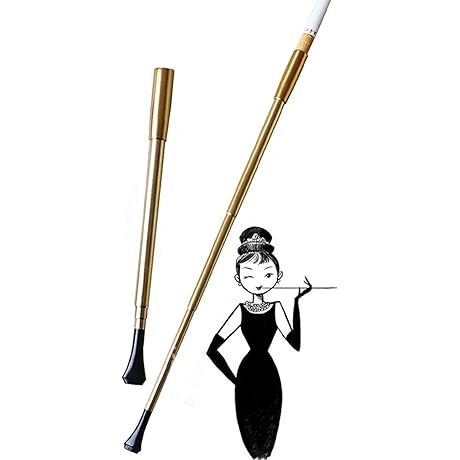 Elegant 1920s Cigarette Holder for Glamorous Occasions