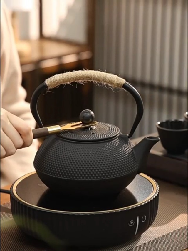 Amazon｜鉄器 南部鉄器 直火可 鉄瓶 やかん 鉄びん 鉄分補給 伝統工芸