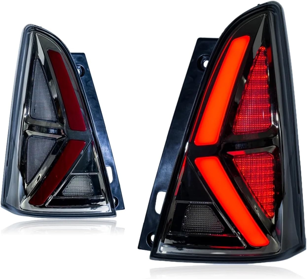 Car Taillights Compatible For Toyota Innova Taillight 2012-2015 LED Projetor Tail Lamp Light Automotive Accessories