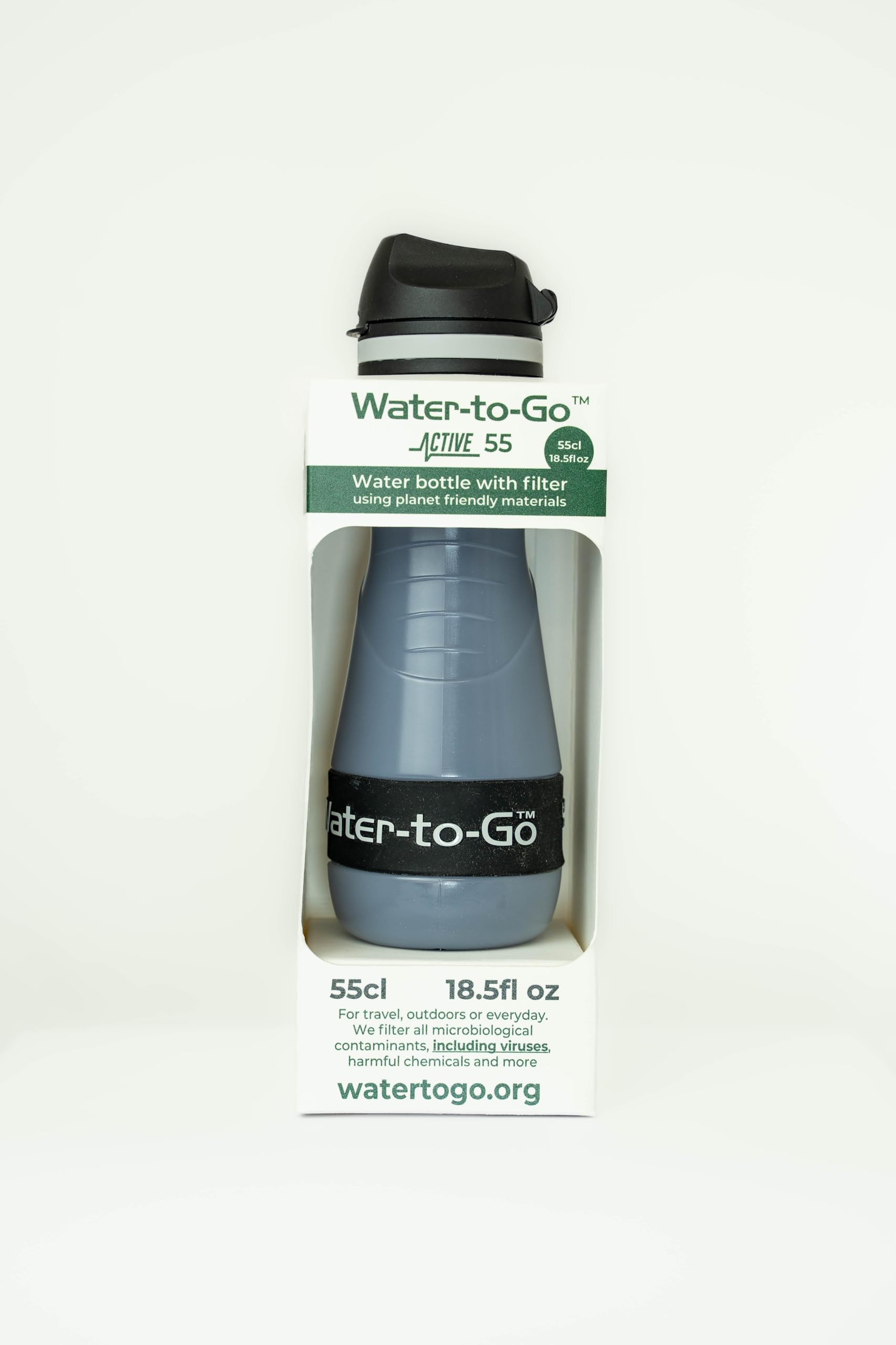 WATER-TO-GO Trinkflasche 0,55 L mit Filter - Wasser direkt aus Fluss, See oder Leitung trinken | Ultraleicht & BPA-frei | 200L Filterleistung | Perfekt für Reisen, Kajak, Camping, uvm. (Schwarz)