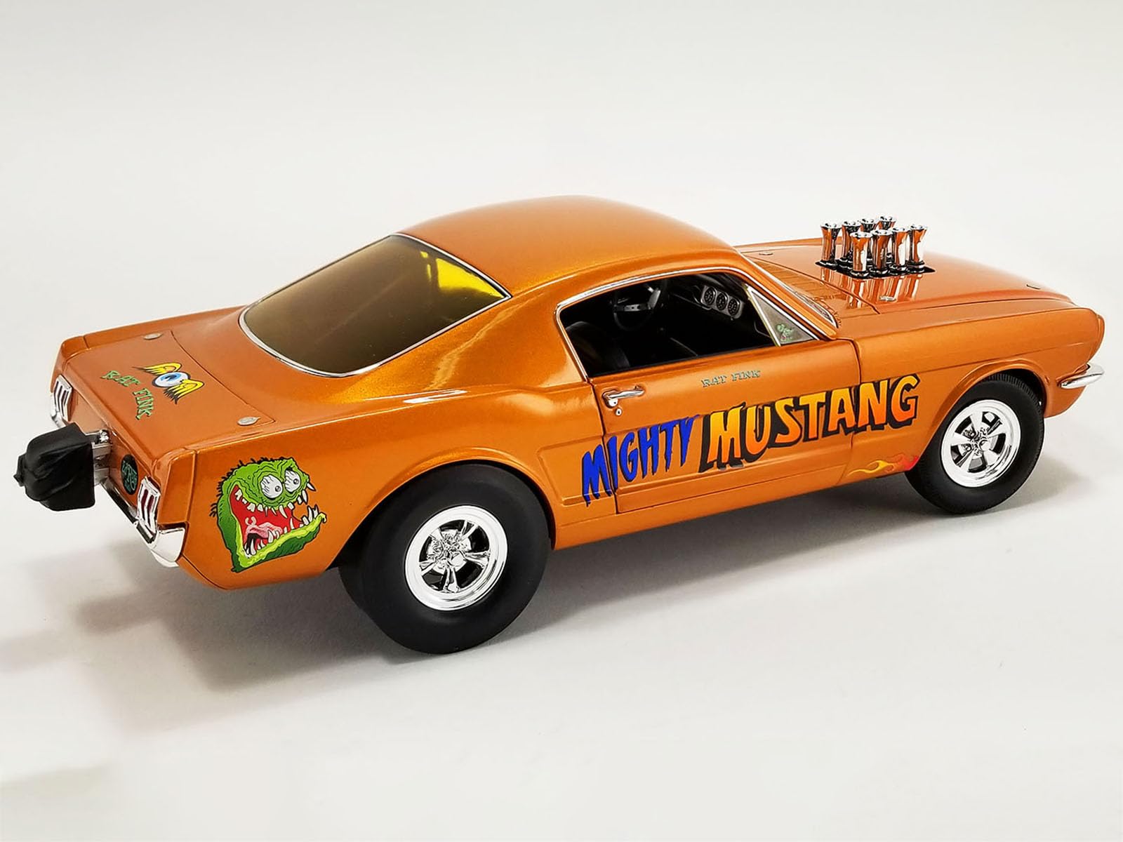 ミニカー 1:18 RAT FINK&#39;s The Fugitive Chevrolet 1/18 ACME 1961 Chevrolet Corvette Gasser Rat Fink's 