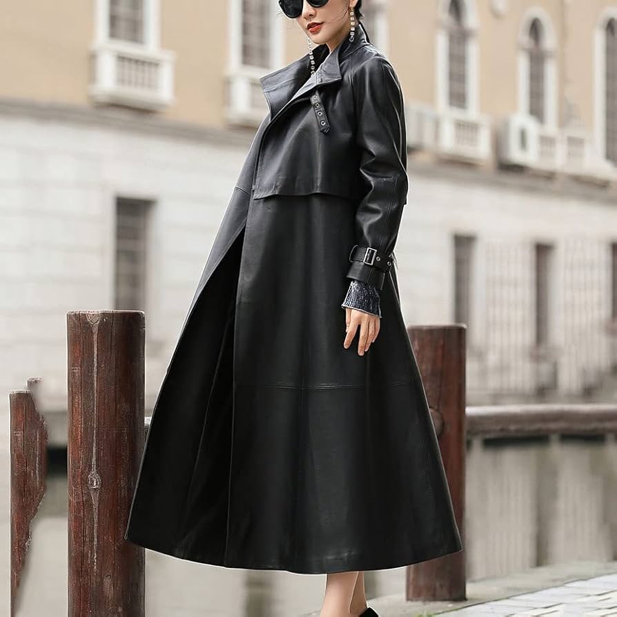 バルマン♡ラムレザー　トレンチコート　ベルト　フレア　Aライン　黒　L バルマン♡ラムレザー トレンチコート ベルト フレア Aライン 黒 L