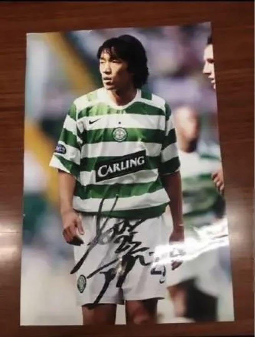 中村俊輔選手のサイン入りユニフォーム　XL 2006-2007 紙タグ付き 中村俊輔選手のサイン入りユニフォームXL 2006-2007 紙タグ付き
